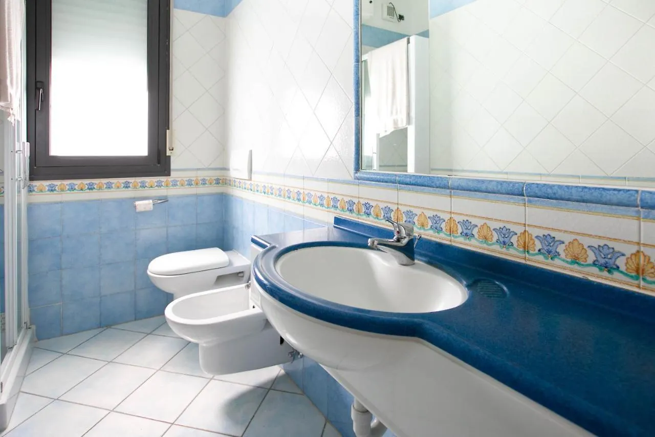 Villa Dei Pini Rimini Aparthotel