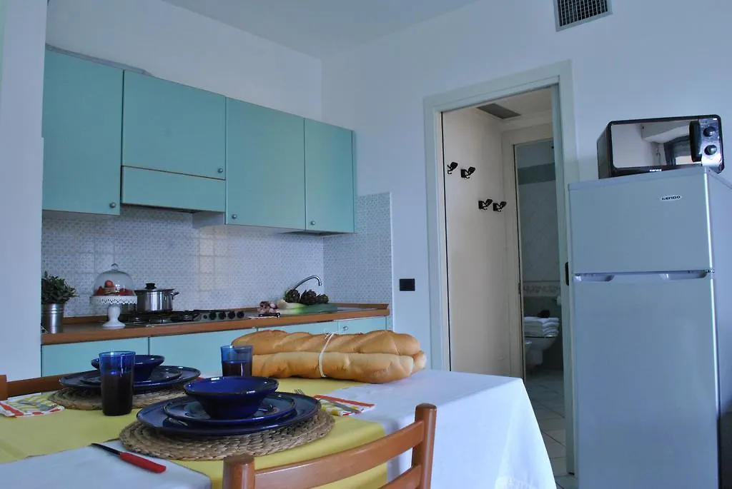 Villa Dei Pini Rimini Aparthotel
